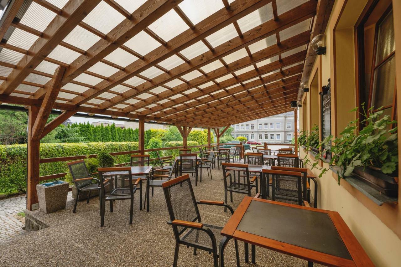 Hotel Taverna Javornik  Ngoại thất bức ảnh