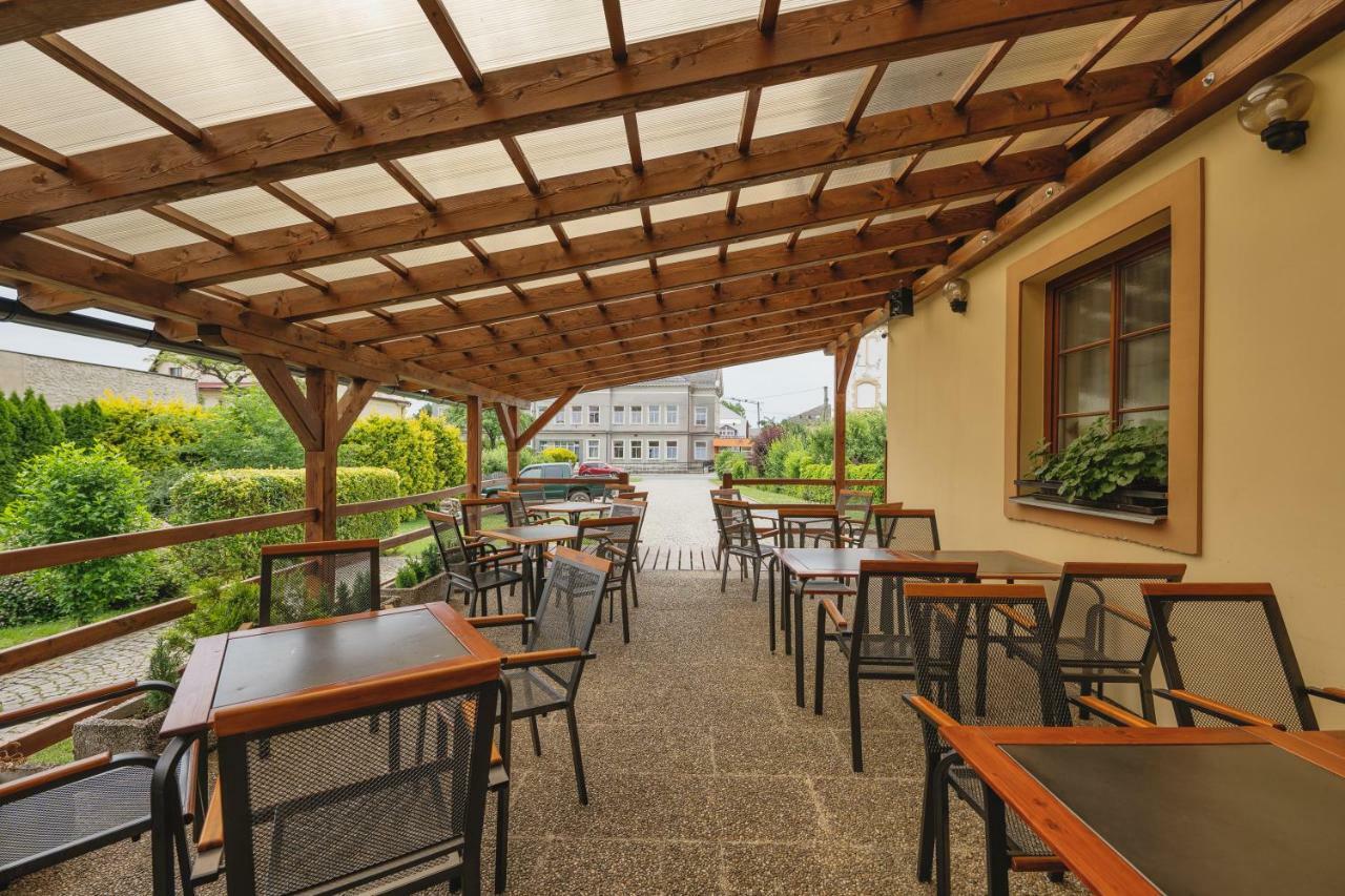 Hotel Taverna Javornik  Ngoại thất bức ảnh
