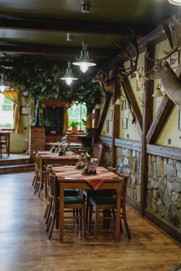 Hotel Taverna Javornik  Ngoại thất bức ảnh