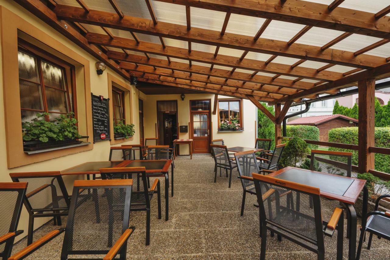 Hotel Taverna Javornik  Ngoại thất bức ảnh