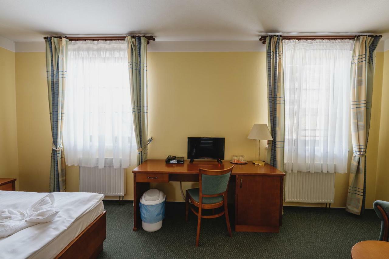 Hotel Taverna Javornik  Ngoại thất bức ảnh
